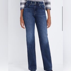 NWT Silver Jeans Co. Avery Wide Leg Curvy High Rise Double Button Jean